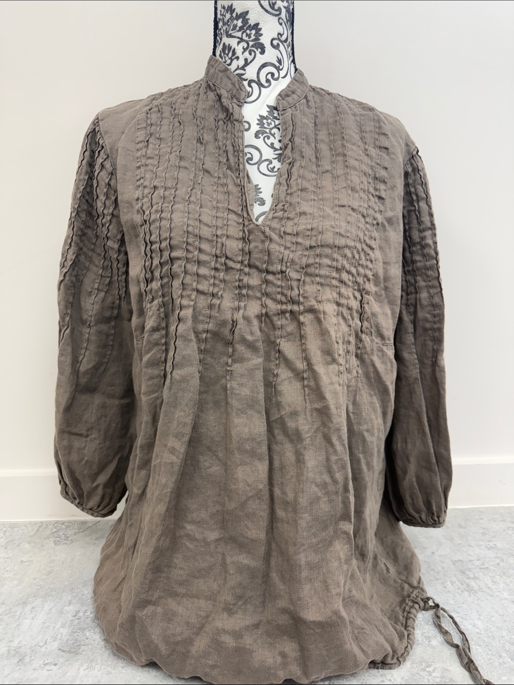 120% Lino 100% Linen Pintuck Tunic Top Taupe Garment Dyed Italy‎